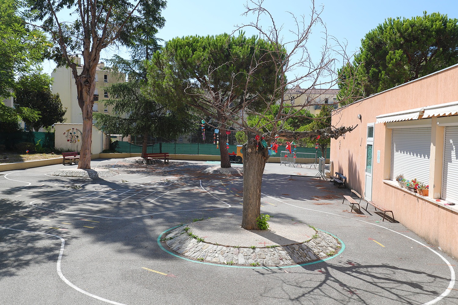 École maternelle Jean Giono à Carros